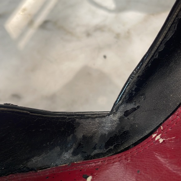 🔥5 for $15🔥 - White House Black Market unique “hair” material heels - Size 9 - Picture 12 of 16